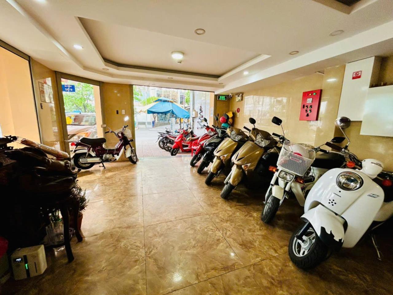 Ngoi Sao Nho Hotel Hô Chi Minh-Ville Extérieur photo